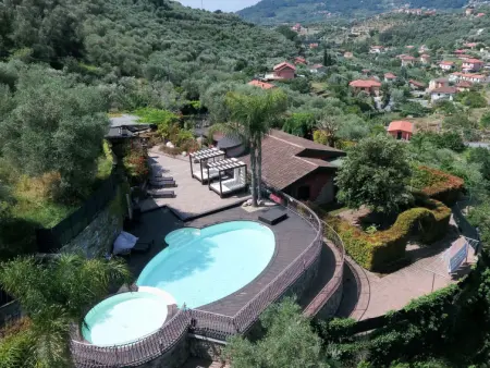 Villa Monterosso (IMP420), Villa 8 personnes à Imperia - Photo 1