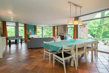 Le Jardin des Eaux, Spacieux cottage à Robertville avec piscine - Photo 10