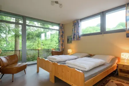 Le Jardin des Eaux, Spacieux cottage à Robertville avec piscine - Photo 14