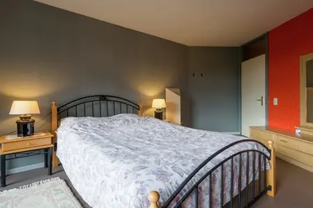 Le Jardin des Eaux, Spacieux cottage à Robertville avec piscine - Photo 15