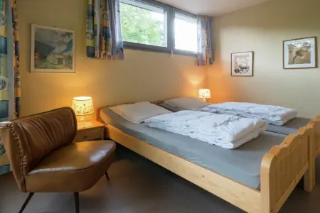 Le Jardin des Eaux, Spacieux cottage à Robertville avec piscine - Photo 17