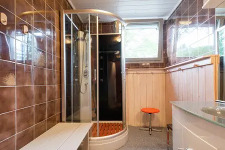 Le Jardin des Eaux, Spacieux cottage à Robertville avec piscine - Photo 23