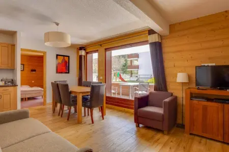 Resort les Portes du Mont Blanc 5, Appartement alpin relaxant au bord de la piscine - Photo 7