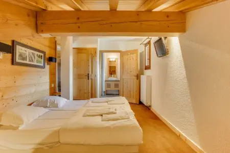 Resort les Portes du Mont Blanc 5, Appartement alpin relaxant au bord de la piscine - Photo 11