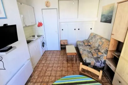Résidence Terrasses De La Mediterranee 1, Appartement au Port près de la plage - Photo 1