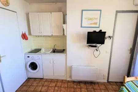 Résidence Terrasses De La Mediterranee 1, Appartement au Port près de la plage - Photo 17