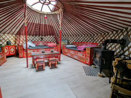Yourte atypique avec sauna et terrasse privative - Photo 5