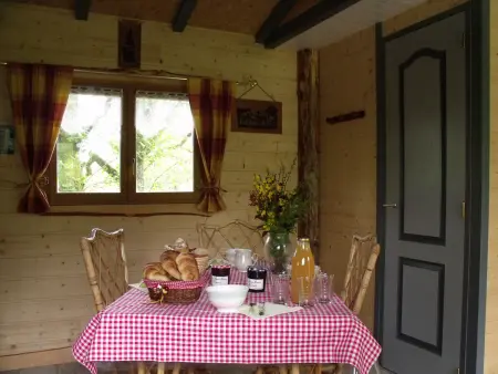 Cabane perchée avec terrasse, sauna et BBQ à Ferdrupt - Photo 5