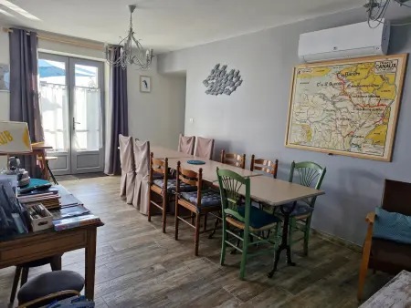 Grand Gîte à Briare - Animaux et Parking Privé - Photo 4