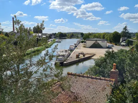Grand Gîte à Briare - Animaux et Parking Privé - Photo 15