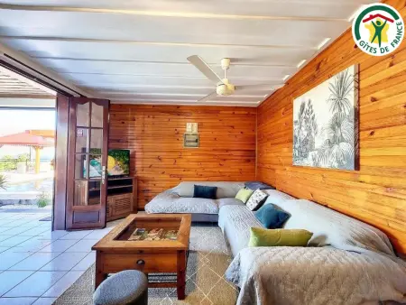 Evasion à Saint-Pierre : Gîte 4 pers, piscine, vue océan - Photo 2