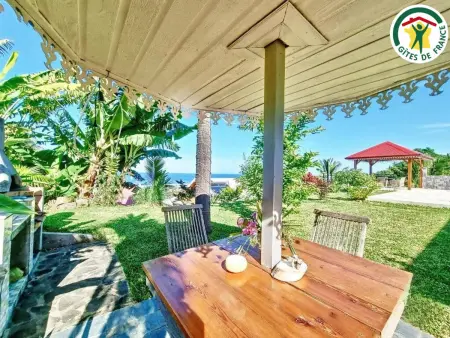 Evasion à Saint-Pierre : Gîte 4 pers, piscine, vue océan - Photo 10