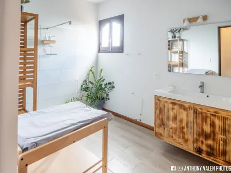 Villa spacieuse avec jardin, cheminée et billard, 5 chambres pour 10 pers. - Photo 14