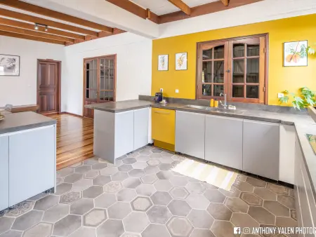 Villa spacieuse avec jardin, cheminée et billard, 5 chambres pour 10 pers. - Photo 18