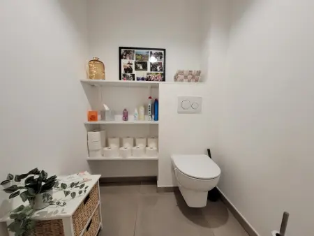 T3 moderne avec clim et wifi, proche port et mer, box fermé - Photo 11