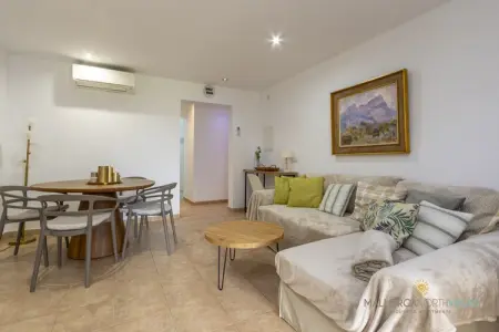 Club del Sol 8: Acogedor Apartamento con Piscina, Appartement à Port de Pollença près de Llenaire - Photo 1