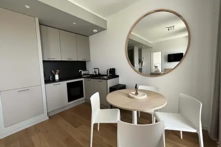 Appartements à Trebeurden, Milliau T2 Â· Luxury 1 Bedroom Apartment with Sea V - Photo 10