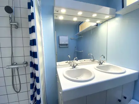Maison à 350m plage avec jardin sud et WIFI à Trégastel - Photo 4