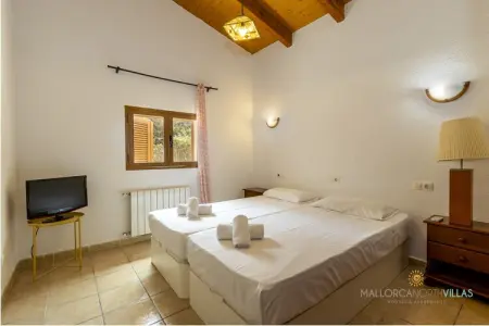 Villa Alejandra con piscina privada y gran jardín, Villa à Alcudia proche Plage Alcudia - Photo 26
