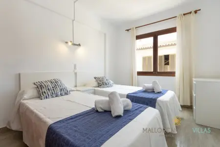 Apartamento Voramar II: Primera Línea en Pine Walk, Appartement à Port de Pollença Plage - Photo 1