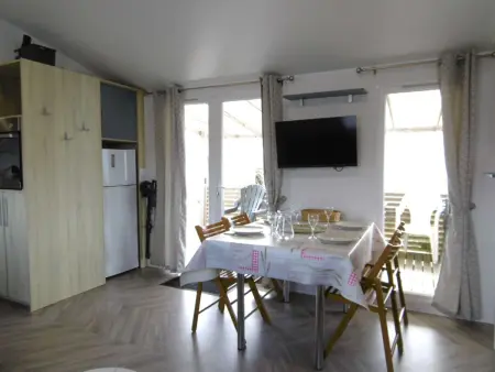 Mobil-home 6 pers. avec accès plage direct et piscine dans camping - Photo 6