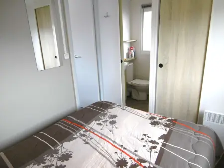 Mobil-home 6 pers. avec accès plage direct et piscine dans camping - Photo 14