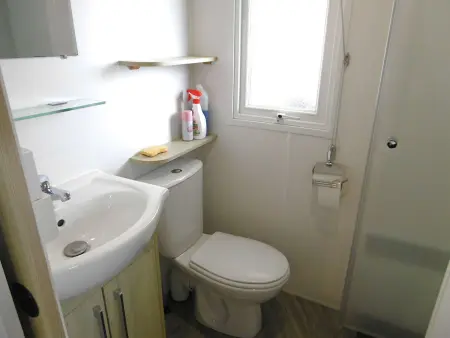 Mobil-home 6 pers. avec accès plage direct et piscine dans camping - Photo 16