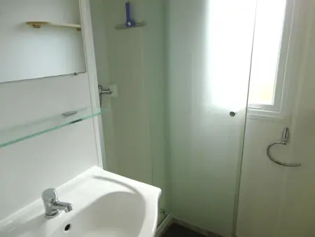 Mobil-home 6 pers. avec accès plage direct et piscine dans camping - Photo 20