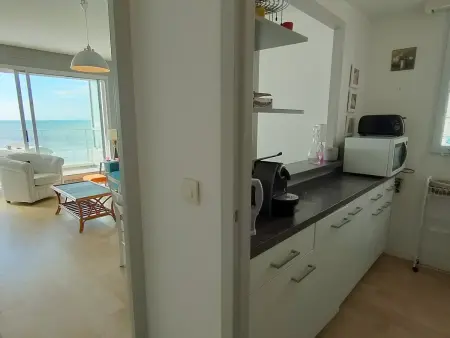 Charmant appartement 5 pers, WIFI, parking privatif en bord de mer - Photo 10