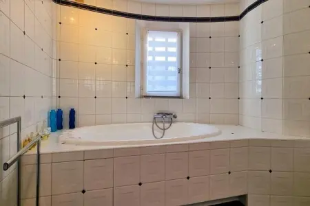 La Dolce Villa 11 Pers, Piscine Et  Jardin Paysag&eacute;, Maisons & Villas pour 11 Personnes - Photo 12