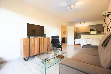 Appartement &agrave; Mandelieu - Piscine Et Court De Tennis, Appartements pour 3 Personnes - Photo 5