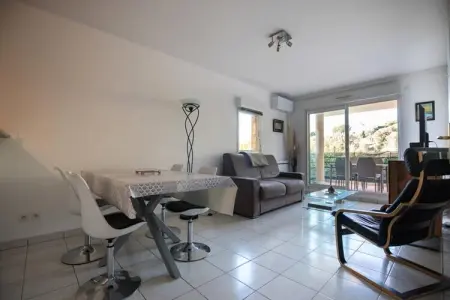 Appartement &agrave; Mandelieu - Piscine Et Court De Tennis, Appartements pour 3 Personnes - Photo 8