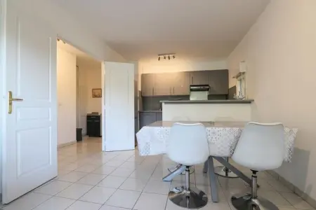 Appartement &agrave; Mandelieu - Piscine Et Court De Tennis, Appartements pour 3 Personnes - Photo 10