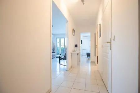 Appartement &agrave; Mandelieu - Piscine Et Court De Tennis, Appartements pour 3 Personnes - Photo 15
