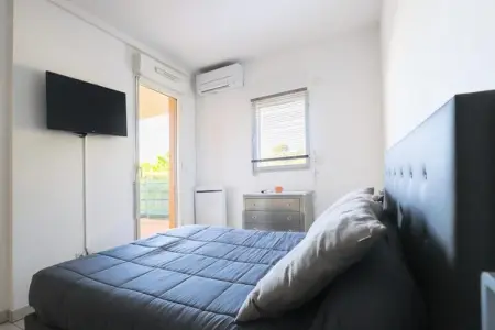 Appartement &agrave; Mandelieu - Piscine Et Court De Tennis, Appartements pour 3 Personnes - Photo 18