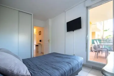Appartement &agrave; Mandelieu - Piscine Et Court De Tennis, Appartements pour 3 Personnes - Photo 19