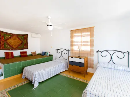 Villa Romeral, superbe maison moderne avec jardin exotique - Photo 15