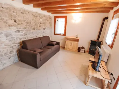 Albergo Diffuso - Cjasa Paron Cilli, Maison 6 personnes à Lago di Barcis - Photo 5