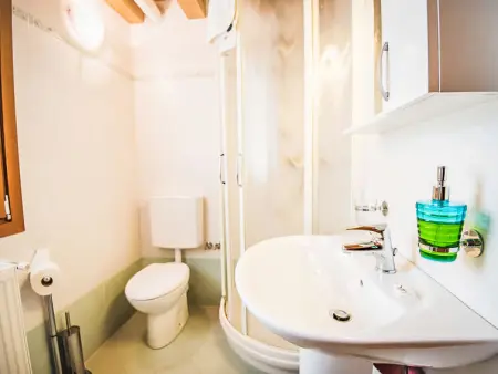 Albergo Diffuso - Cjasa Paron Cilli, Maison 6 personnes à Lago di Barcis - Photo 9