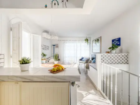 Bel appartement Los Geranios, dans résidence avec vue panoramique sur la mer  - Photo 9