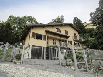 Villa en Brezzo di Bedero,La Canonica IT2084.200.3 N°744179