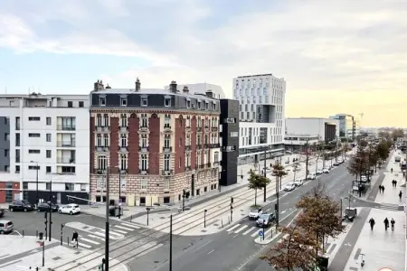 🌳 Cours De La Rep - 3ch - 50m Gare Et Tram, Appartements pour 6 Personnes - Photo 4