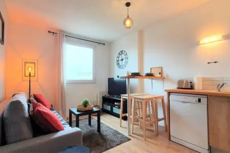 🌳 Cours De La Rep - 3ch - 50m Gare Et Tram, Appartements pour 6 Personnes - Photo 5