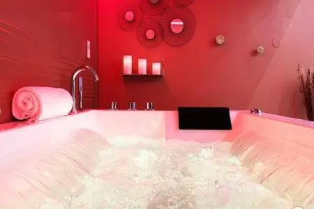 L'orient-express - Jacuzzi Spa - Parking - Loft, Appartement pour 2 personnes - Photo 2