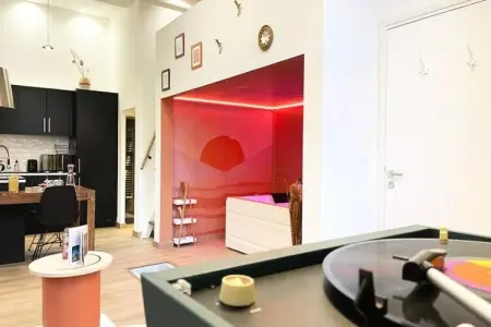 L'orient-express - Jacuzzi Spa - Parking - Loft, Appartement pour 2 personnes - Photo 3