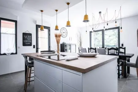 Maison Contemporaine - Grand Jardin Et Piscine Priv&eacute;e, Maisons & Villas pour 8 Personnes - Photo 3