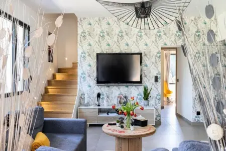Maison Contemporaine - Grand Jardin Et Piscine Priv&eacute;e, Maisons & Villas pour 8 Personnes - Photo 9