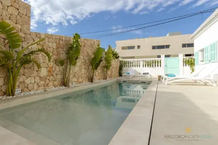 Villa Veles Dos: Tu Escapada de Lujo Frente al Mar, Villa à Alcudia avec piscine au bord de la mer - Photo 1