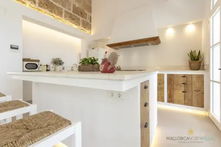 Villa Veles Dos: Tu Escapada de Lujo Frente al Mar, Villa à Alcudia avec piscine au bord de la mer - Photo 5