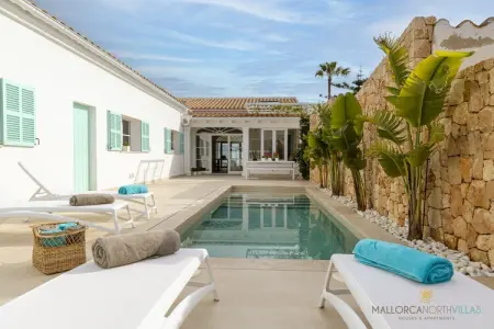 Villa Veles Dos: Tu Escapada de Lujo Frente al Mar, Villa à Alcudia avec piscine au bord de la mer - Photo 7